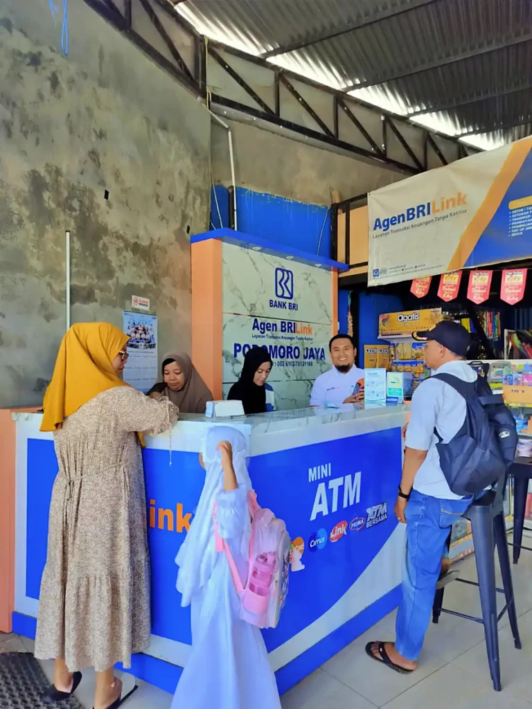 AgenBRILink Dekatkan Akses Layanan Keuangan bagi Petani di Kabupaten Gowa