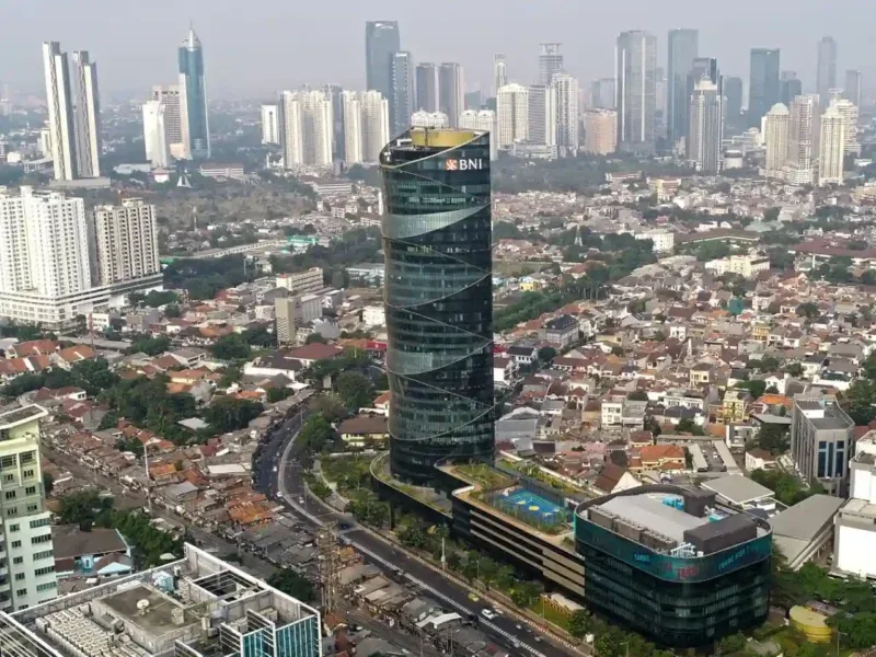 Viral! Detik-detik Demo di Menara BNI Pejompongan, Begini Kondisi Terkini Nasabah Karyawan!