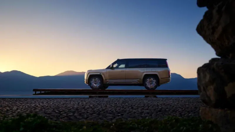 BYD U8L Siap Guncang Pasar, SUV Mewah yang Berani Saingi G-Class!