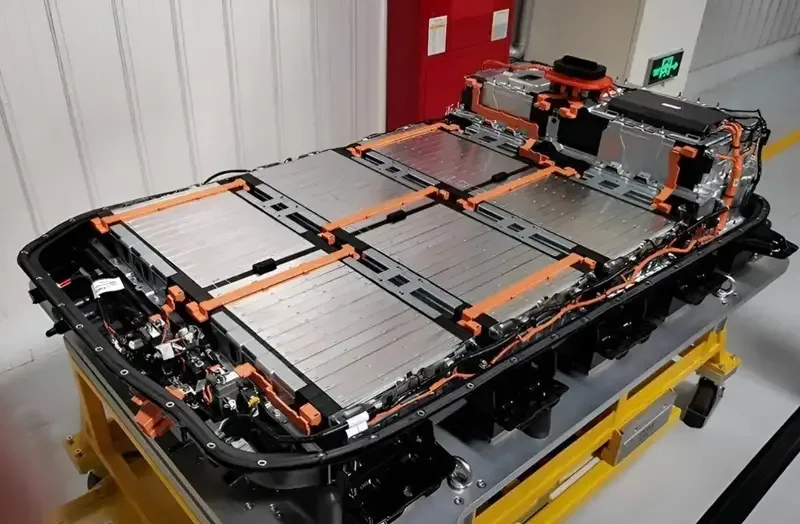 Baterai China Bikin Heboh! Tahan Panas Ekstrem dan Jarak Tempuh 1.000 Km