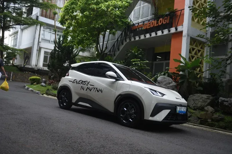 BYD Gelar Roadshow Kampus, Cetak Generasi Emas Penggerak EV Indonesia