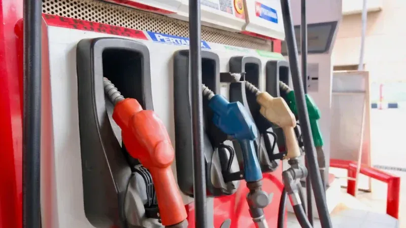 Pertamina Diuntungkan Besar dari Kebijakan Penjualan BBM!